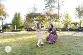 Family mini session Brooke Street Park by Alpharetta Family Photographer
